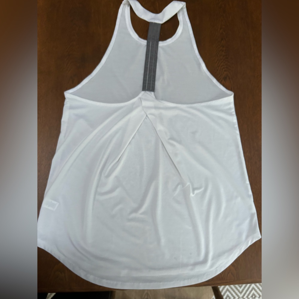 ATHLETA Racerback “powerOfShe” Yoga workout athletic-perfect motion. Must have!